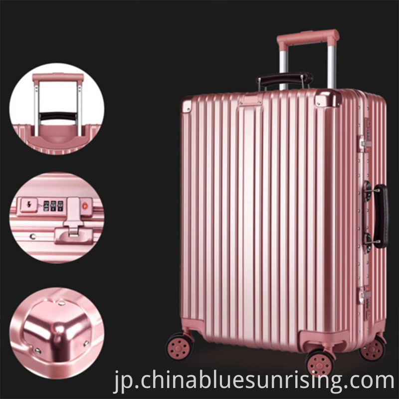  Fashionable luggage 